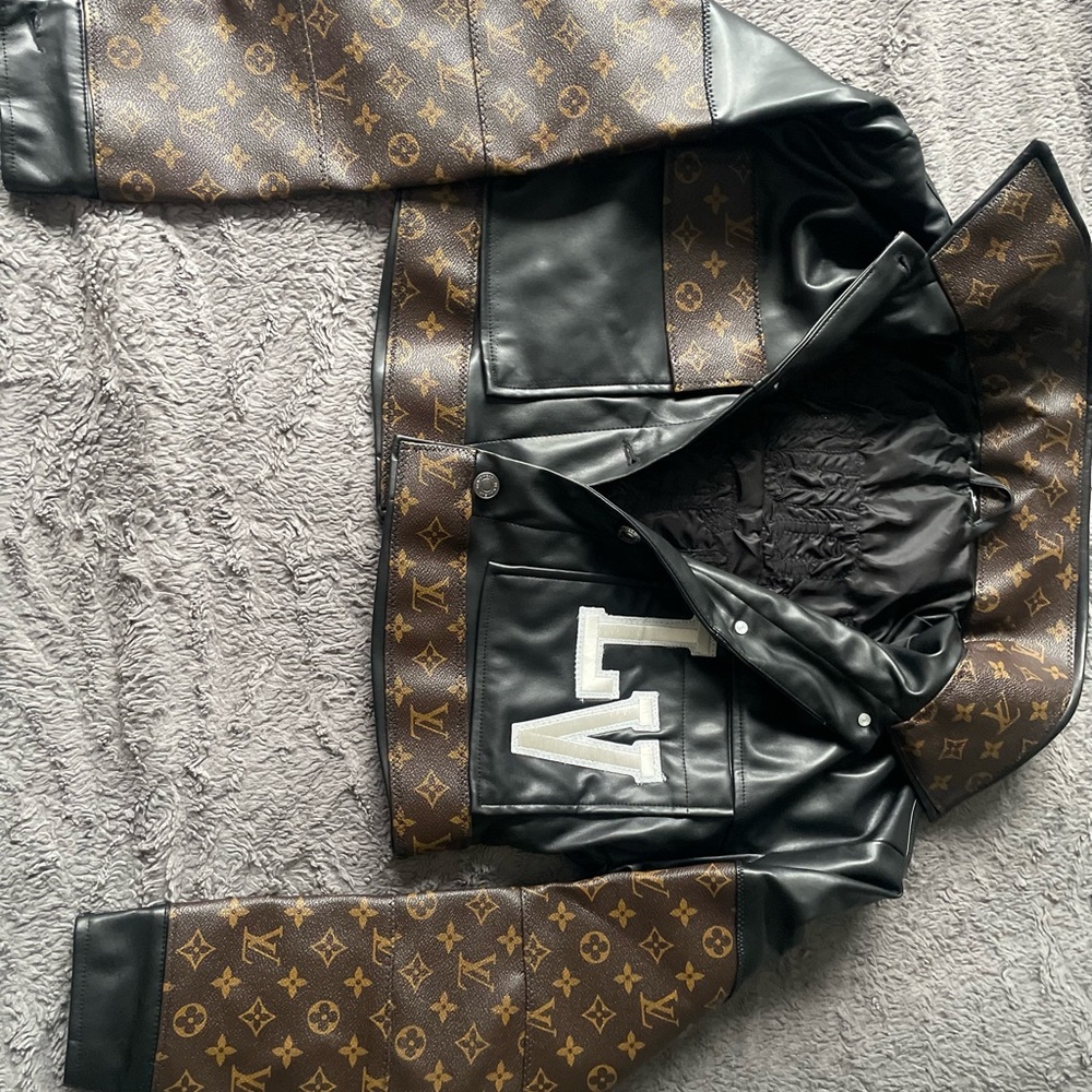 Custom made out by b.hill exclusive